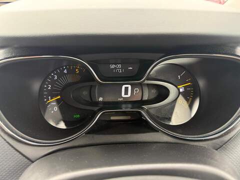 Renault Captur dCi Dynamique S Nav SUV 1.5 Automatic Diesel - U79456