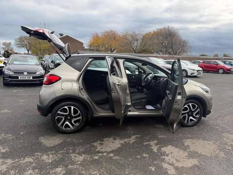 Renault Captur dCi Dynamique S Nav SUV 1.5 Automatic Diesel - U79456