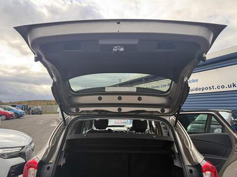 Renault Captur dCi Dynamique S Nav SUV 1.5 Automatic Diesel - U79456