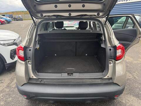 Renault Captur dCi Dynamique S Nav SUV 1.5 Automatic Diesel - U79456