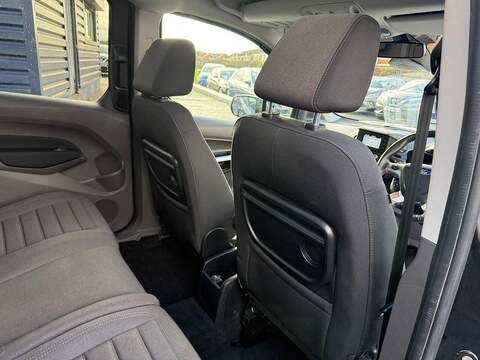 Ford Tourneo Connect 1.5 EcoBlue Titanium MPV 5dr Diesel Auto Euro 6 (s/s) (120 ps) - U79457