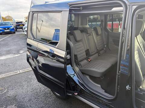 Ford Tourneo Connect 1.5 EcoBlue Titanium MPV 5dr Diesel Auto Euro 6 (s/s) (120 ps) - U79457