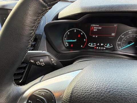 Ford Tourneo Connect 1.5 EcoBlue Titanium MPV 5dr Diesel Auto Euro 6 (s/s) (120 ps) - U79457