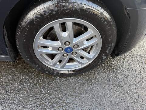 Ford Tourneo Connect 1.5 EcoBlue Titanium MPV 5dr Diesel Auto Euro 6 (s/s) (120 ps) - U79457