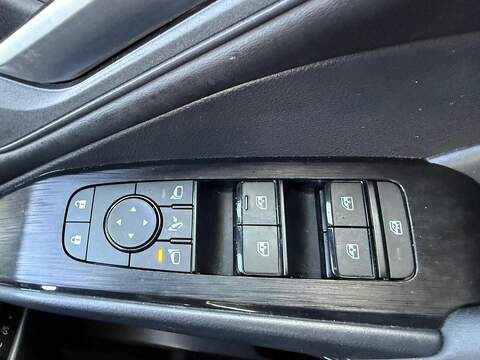 Nissan Qashqai 1.3 DIG-T MHEV Acenta Premium XTRON Euro 6 (s/s) 5dr - U79463