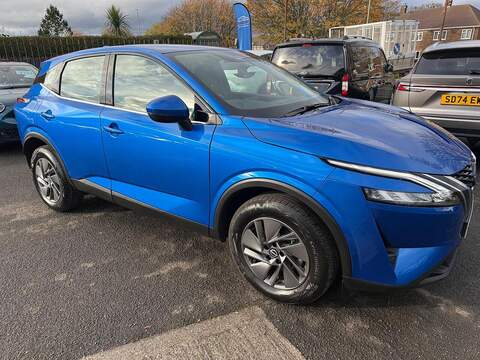 Nissan Qashqai 1.3 DIG-T MHEV Acenta Premium XTRON Euro 6 (s/s) 5dr - U79463