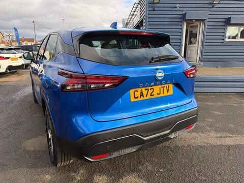 Nissan Qashqai 1.3 DIG-T MHEV Acenta Premium XTRON Euro 6 (s/s) 5dr - U79463
