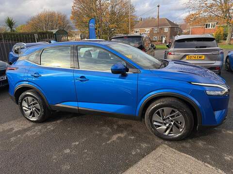 Nissan Qashqai 1.3 DIG-T MHEV Acenta Premium XTRON Euro 6 (s/s) 5dr - U79463