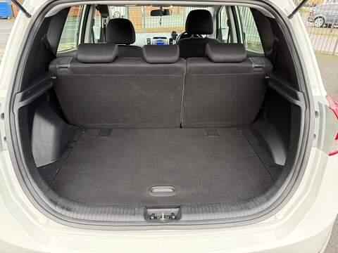 Hyundai ix20 1.4 Style Hatchback 5dr Petrol Manual Euro 5 (90 bhp) - U79465