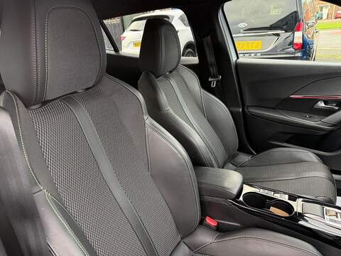 Peugeot 2008 1.2 PureTech GT EAT Euro 6 (s/s) 5dr - U79468