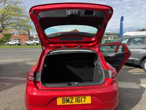 Renault Clio 1.0 TCe Evolution Euro 6 (s/s) 5dr - U79470