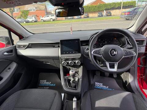 Renault Clio 1.0 TCe Evolution Euro 6 (s/s) 5dr - U79470