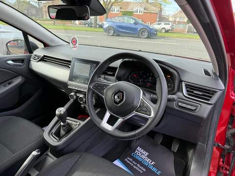 Renault Clio 1.0 TCe Evolution Euro 6 (s/s) 5dr - U79470