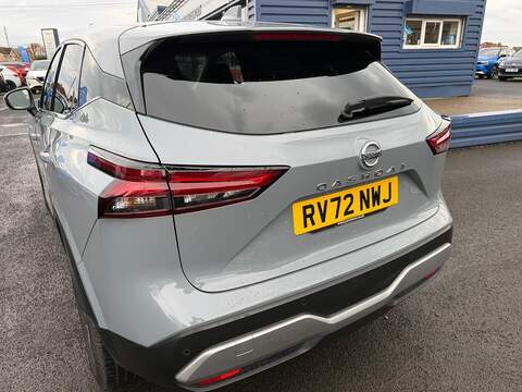 Nissan Qashqai 1.3 DIG-T MHEV N-Connecta XTRON Euro 6 (s/s) 5dr - U79473