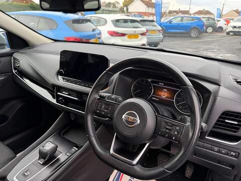 Nissan Qashqai 1.3 DIG-T MHEV N-Connecta XTRON Euro 6 (s/s) 5dr - U79473