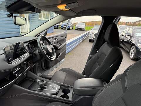 Nissan Qashqai 1.3 DIG-T MHEV N-Connecta XTRON Euro 6 (s/s) 5dr - U79473