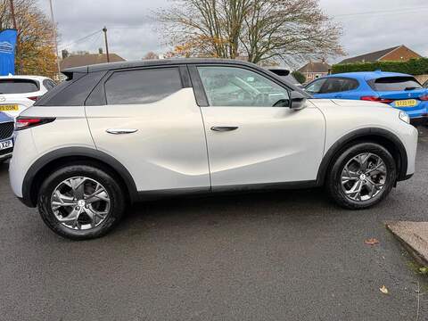 DS AUTOMOBILES DS 3 CROSSBACK E-TENSE 50kWh Bastille Crossback Auto 5dr - U79474
