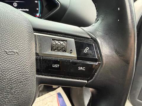 DS AUTOMOBILES DS 3 CROSSBACK E-TENSE 50kWh Bastille Crossback Auto 5dr - U79474