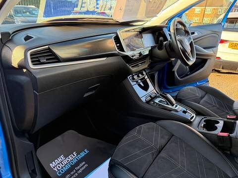 Vauxhall Grandland 1.5 Turbo D Ultimate Auto Euro 6 (s/s) 5dr - U79476