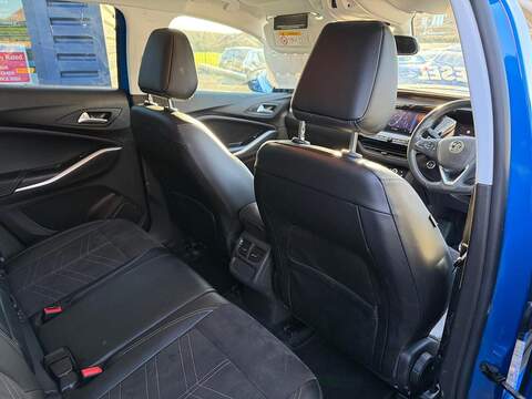 Vauxhall Grandland 1.5 Turbo D Ultimate Auto Euro 6 (s/s) 5dr - U79476
