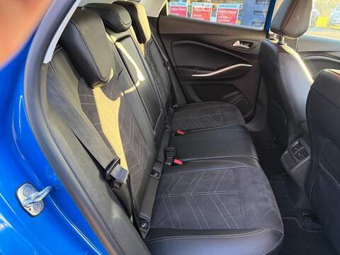 Vauxhall Grandland 1.5 Turbo D Ultimate Auto Euro 6 (s/s) 5dr - U79476