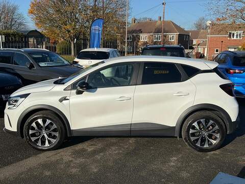 Renault Captur 1.6 E-TECH evolution Auto Euro 6 (s/s) 5dr - U79477