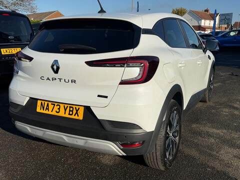 Renault Captur 1.6 E-TECH evolution Auto Euro 6 (s/s) 5dr - U79477
