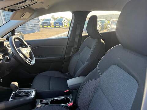 Renault Captur 1.6 E-TECH evolution Auto Euro 6 (s/s) 5dr - U79477