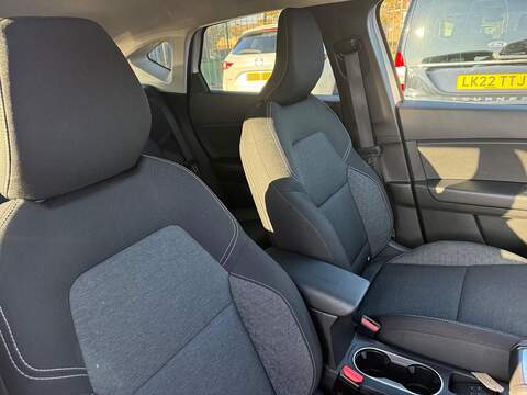 Renault Captur 1.6 E-TECH evolution Auto Euro 6 (s/s) 5dr - U79477