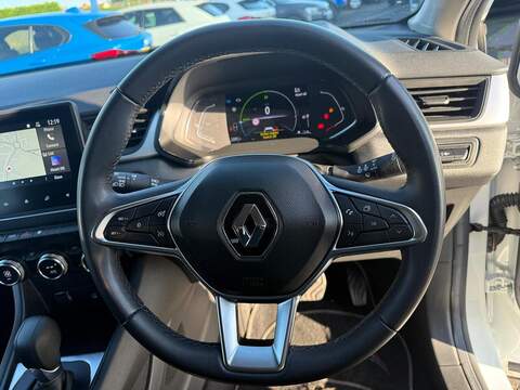 Renault Captur 1.6 E-TECH evolution Auto Euro 6 (s/s) 5dr - U79477