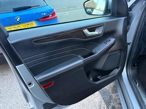 Ford Kuga 1.5T EcoBoost Vignale Euro 6 (s/s) 5dr - U79488