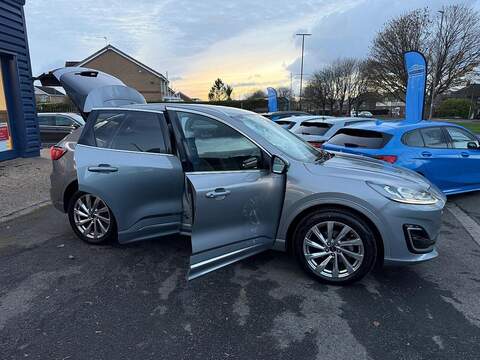 Ford Kuga 1.5T EcoBoost Vignale Euro 6 (s/s) 5dr - U79488