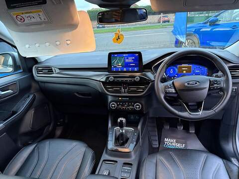 Ford Kuga 1.5T EcoBoost Vignale Euro 6 (s/s) 5dr - U79488