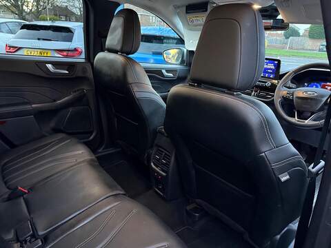 Ford Kuga 1.5T EcoBoost Vignale Euro 6 (s/s) 5dr - U79488