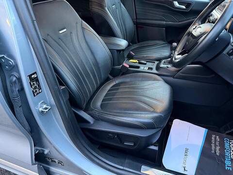 Ford Kuga 1.5T EcoBoost Vignale Euro 6 (s/s) 5dr - U79488