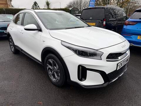 Kia XCeed Sportage 2 SUV 1 Manual Petrol Hybrid