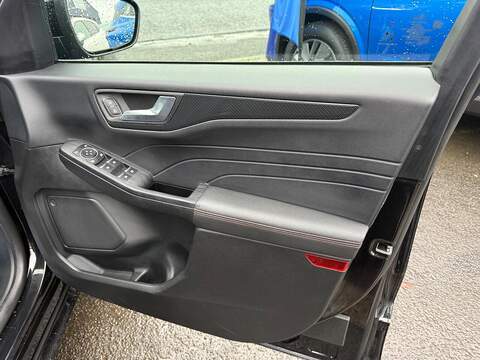 Ford Kuga 1.5T EcoBoost ST-Line X Edition Euro 6 (s/s) 5dr - U79490