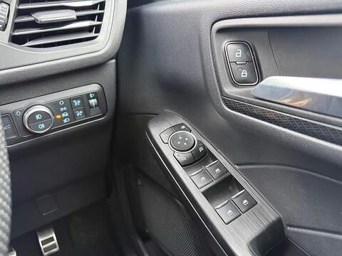 Ford Kuga 1.5T EcoBoost ST-Line X Edition Euro 6 (s/s) 5dr - U79490