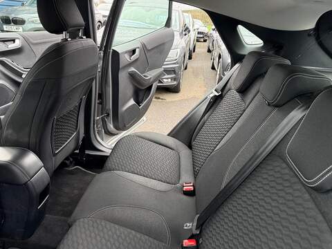 Ford Puma 1.0T EcoBoost MHEV Titanium SUV 5dr Petrol Manual Euro 6 (s/s) (125 ps) - U79492