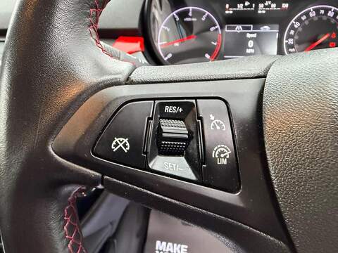 Vauxhall Corsa 1.4i ecoTEC SRi Nav Hatchback 3dr Petrol Manual Euro 6 (75 ps) - U79493