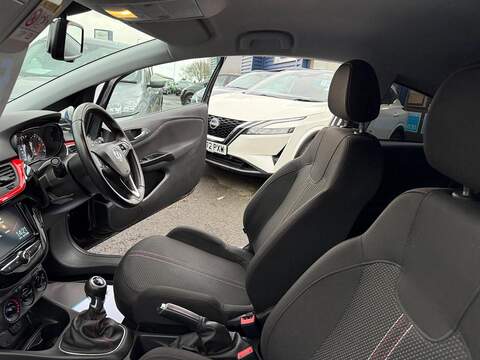 Vauxhall Corsa 1.4i ecoTEC SRi Nav Hatchback 3dr Petrol Manual Euro 6 (75 ps) - U79493