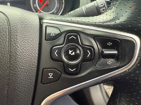 Vauxhall Insignia 2.0 CDTi ecoFLEX SRi Nav Hatchback 5dr Diesel Manual Euro 5 (s/s) (163 ps) - U79499