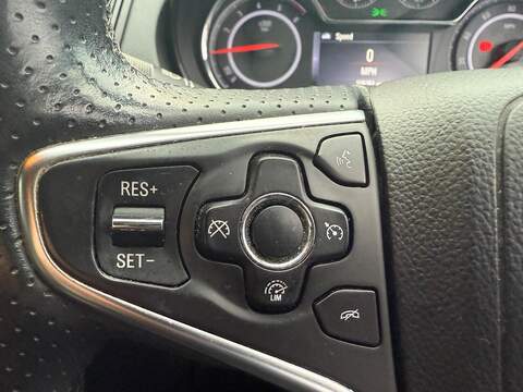 Vauxhall Insignia 2.0 CDTi ecoFLEX SRi Nav Hatchback 5dr Diesel Manual Euro 5 (s/s) (163 ps) - U79499