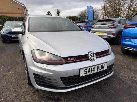 Volkswagen Golf 2.0 TSI BlueMotion Tech GTI Performance Hatchback 3dr Petrol Manual Euro 6 (s/s) (230 ps) - U79500