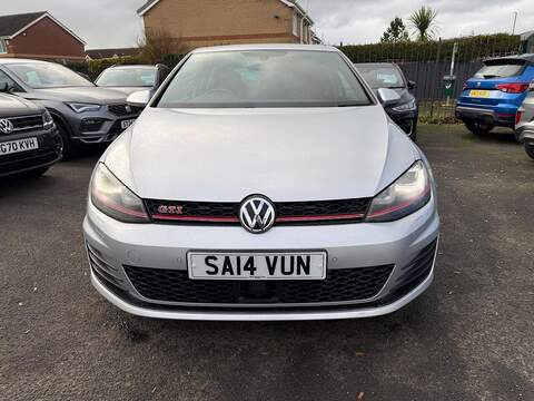 Volkswagen Golf 2.0 TSI BlueMotion Tech GTI Performance Hatchback 3dr Petrol Manual Euro 6 (s/s) (230 ps) - U79500
