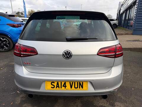 Volkswagen Golf 2.0 TSI BlueMotion Tech GTI Performance Hatchback 3dr Petrol Manual Euro 6 (s/s) (230 ps) - U79500
