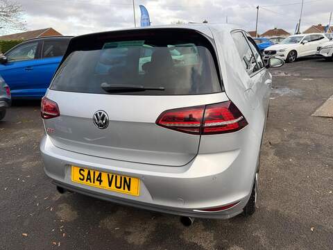 Volkswagen Golf 2.0 TSI BlueMotion Tech GTI Performance Hatchback 3dr Petrol Manual Euro 6 (s/s) (230 ps) - U79500