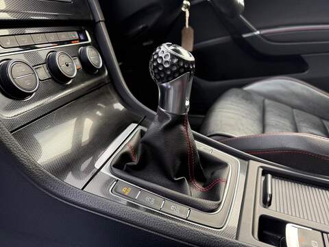 Volkswagen Golf 2.0 TSI BlueMotion Tech GTI Performance Hatchback 3dr Petrol Manual Euro 6 (s/s) (230 ps) - U79500