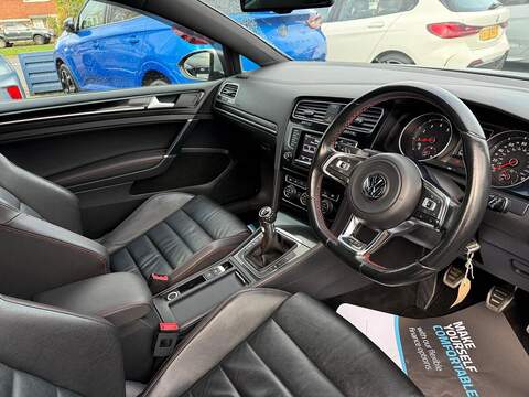 Volkswagen Golf 2.0 TSI BlueMotion Tech GTI Performance Hatchback 3dr Petrol Manual Euro 6 (s/s) (230 ps) - U79500