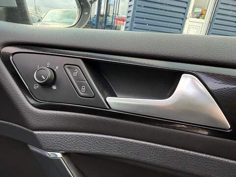 Volkswagen Golf 2.0 TSI BlueMotion Tech GTI Performance Hatchback 3dr Petrol Manual Euro 6 (s/s) (230 ps) - U79500